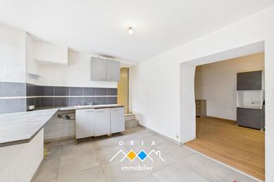 Maison de village - 140 m² - 6 pièces