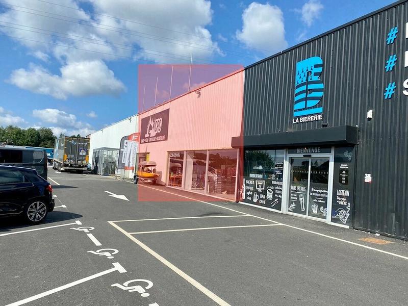 Local commercial - 586 m²