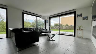Maison - 190 m² - 6 pièces