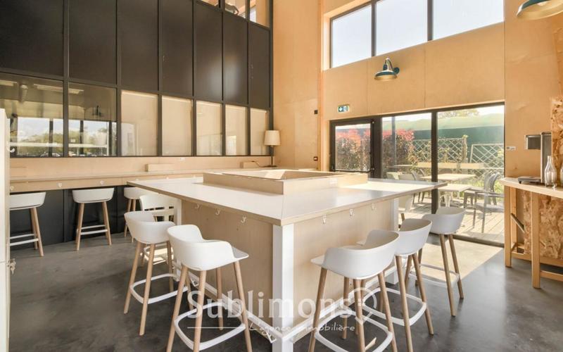 Local d'activité / Entrepôt - 640 m²