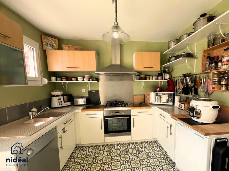 Maison - 90 m² - 5 pièces