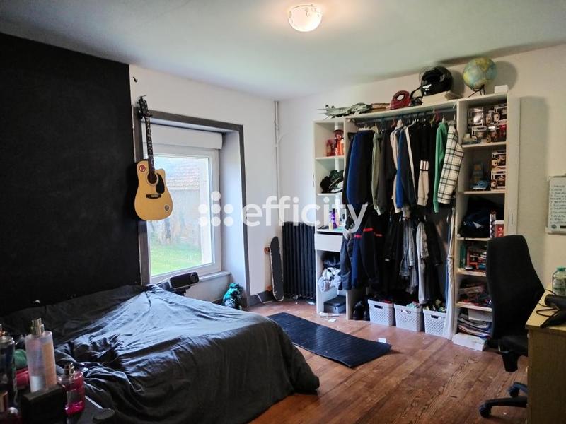 Maison - 160 m² - 8 pièces