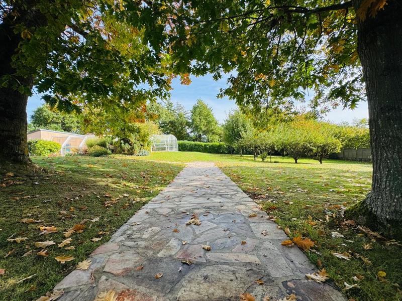 Maison - 137 m² - 4 pièces