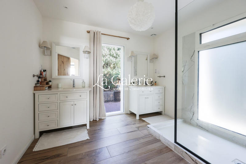 Villa - 90 m² - 3 pièces