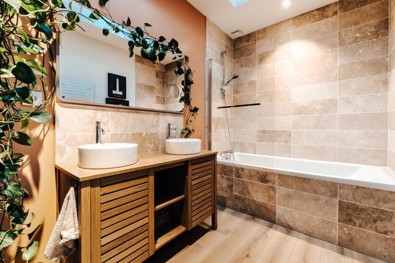 Maison - 160 m² - 8 pièces