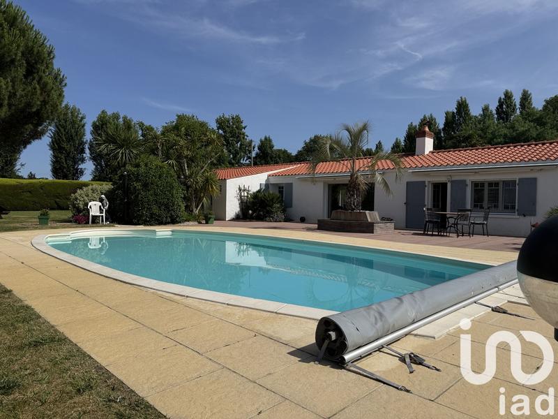 Maison - 188 m² - 7 pièces