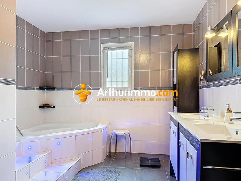 Maison - 197 m² - 6 pièces