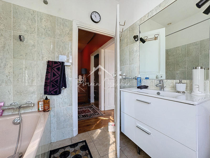 Maison - 147 m² - 5 pièces