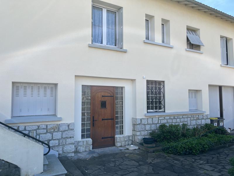 Maison - 186 m² - 4 pièces