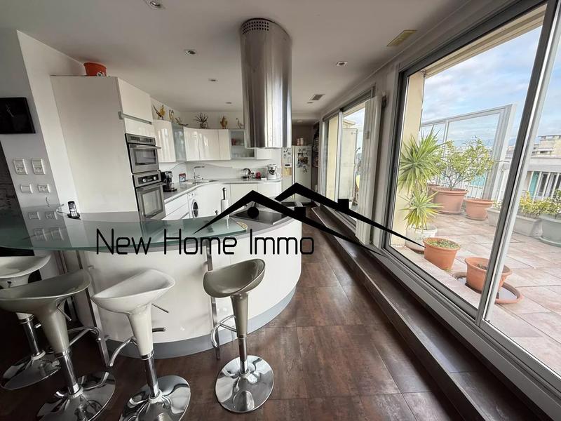 Appartement - 135 m² - 4 pièces