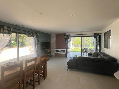 Maison - 159 m² - 7 pièces