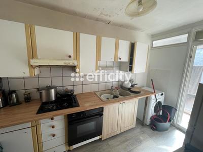 Appartement - 74 m² - 5 pièces