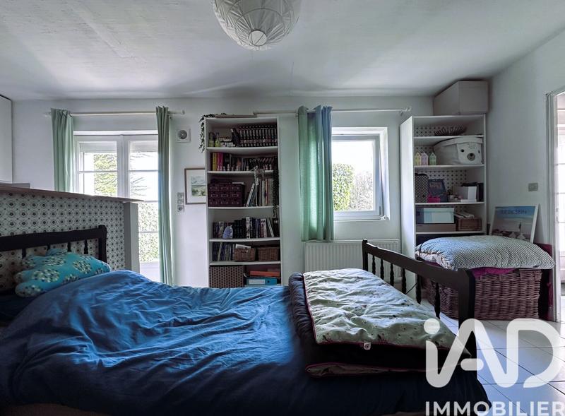 Maison - 210 m² - 7 pièces