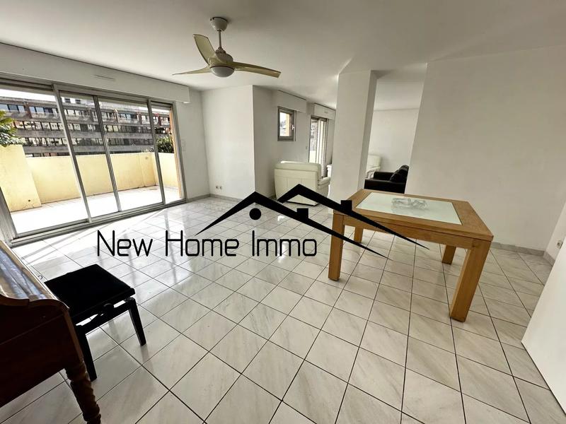 Appartement - 139 m² - 6 pièces