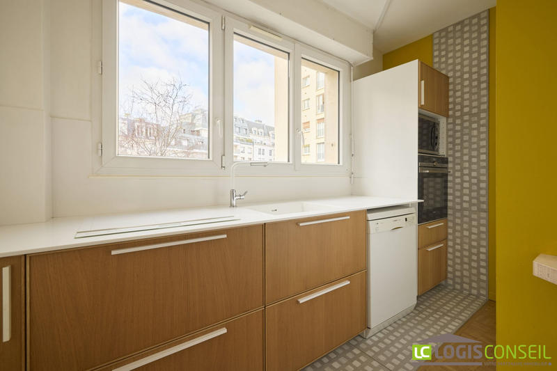 Appartement - 80 m² - 4 pièces