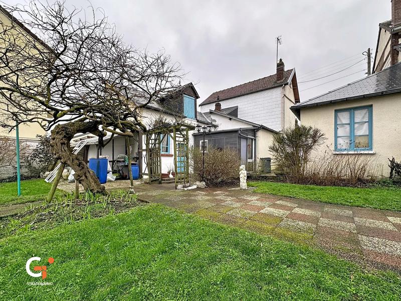 Maison - 97 m² - 6 pièces