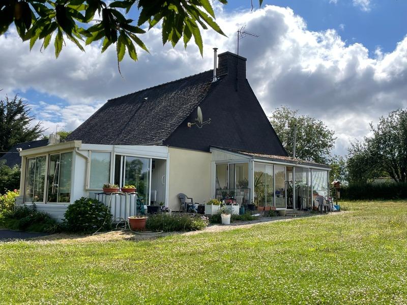 Maison - 100 m² - 5 pièces