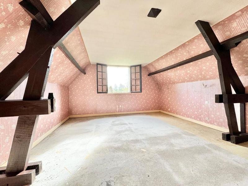 Maison - 217 m² - 7 pièces