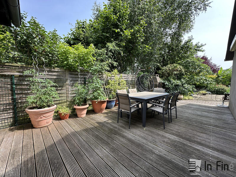 Maison - 169 m² - 7 pièces