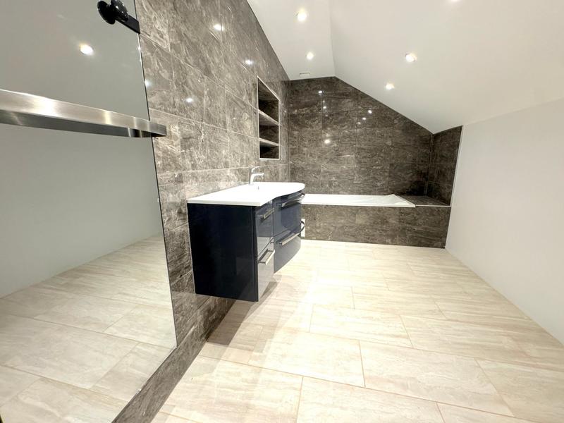 Maison - 142 m² - 6 pièces