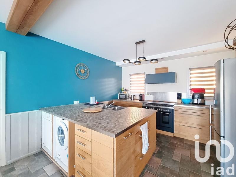 Maison - 233 m² - 10 pièces