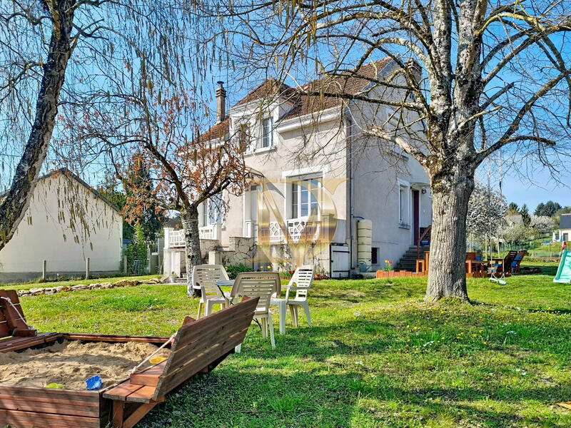 Maison - 110 m² - 7 pièces