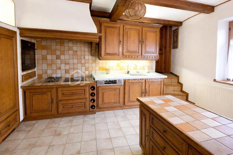 Immeuble - 240 m² - 7 pièces