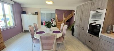 Maison - 190 m² - 5 pièces