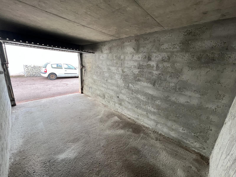 Parking / Garage - 15 m²