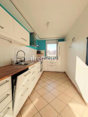 Appartement - 76 m² - 3 pièces