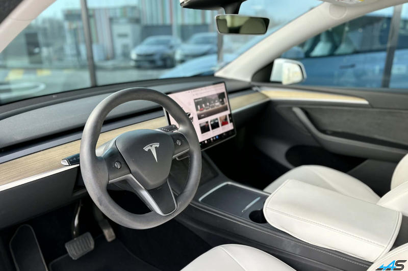 Tesla Model y Standard Rwd 300ch