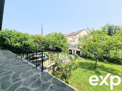 Maison - 194 m² - 8 pièces