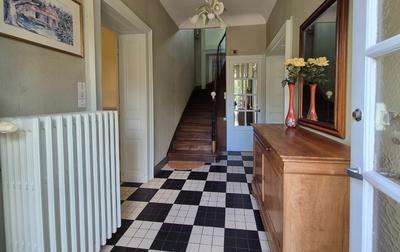 Maison - 197 m² - 10 pièces