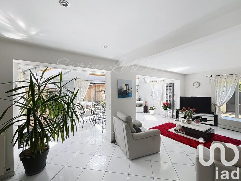 Maison - 139 m² - 7 pièces