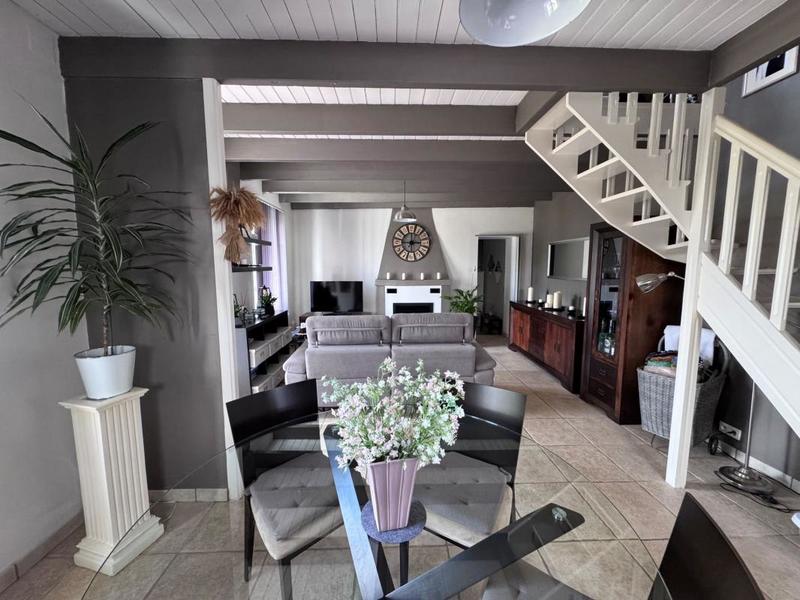 Maison - 92 m² - 4 pièces