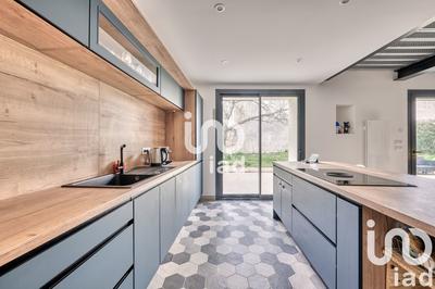 Maison de ville - 276 m² - 10 pièces