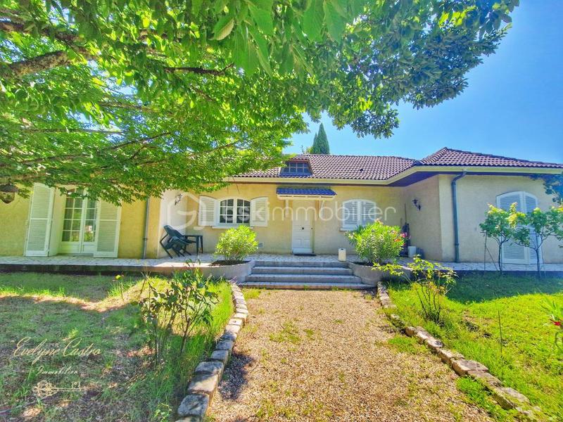 Maison - 188 m² - 6 pièces