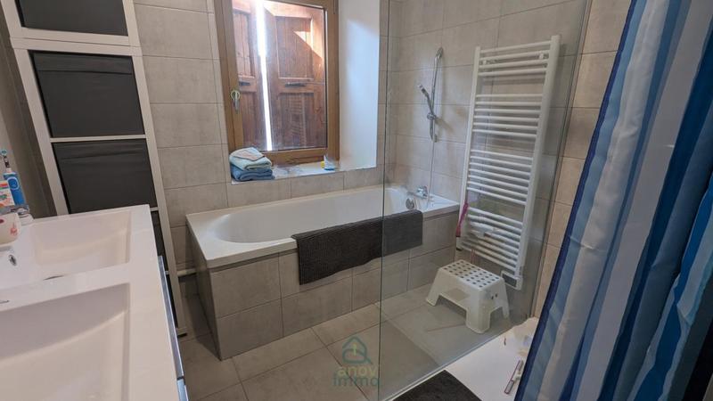 Propriété - 744 m² - 21 pièces