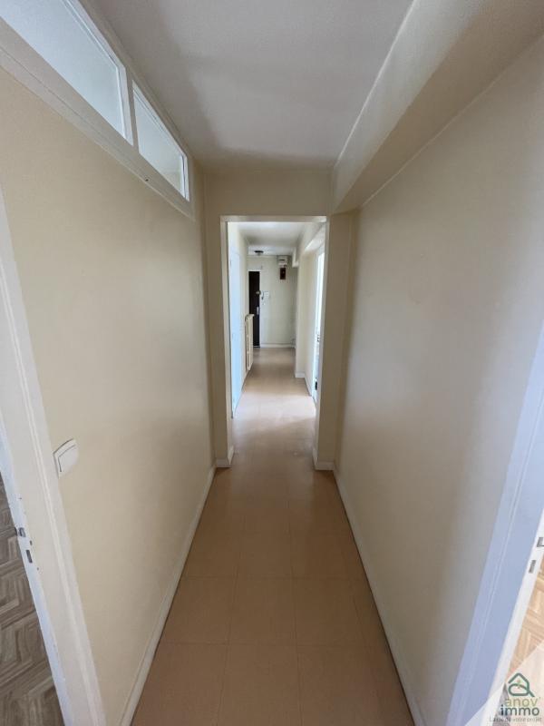 Appartement - 82 m² - 4 pièces