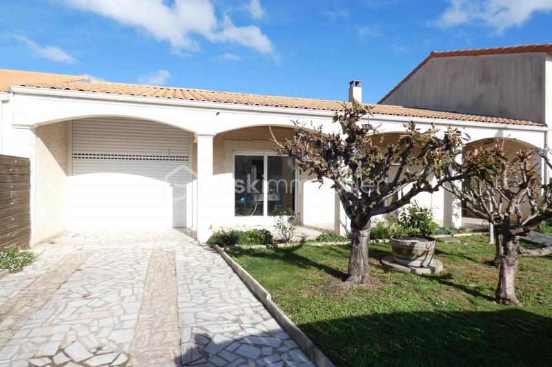 Maison traditionnelle - 120 m² - 6 pièces