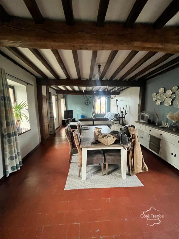 Maison de village - 180 m² - 7 pièces