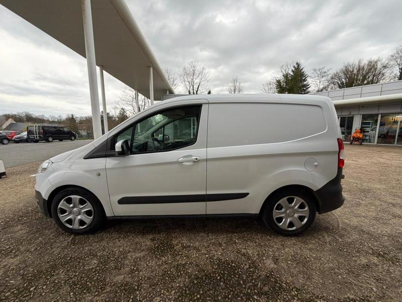 Ford transit courier Van 1.5 TDCi 75ch – Utilitaire Compact 2015 118 000km - Garantie 6 Mois