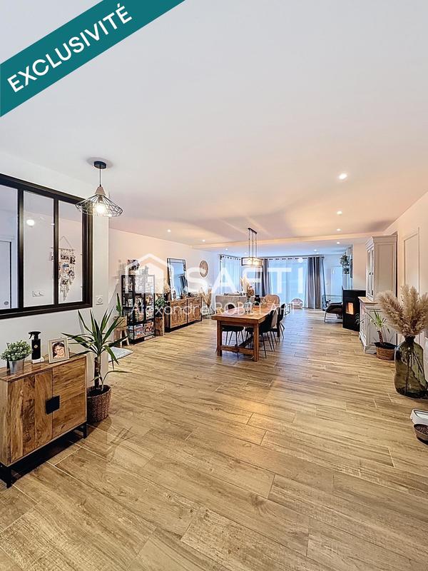 Maison - 137 m² - 6 pièces