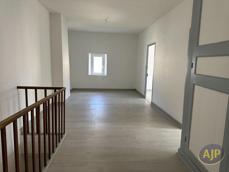 Maison - 160 m² - 7 pièces