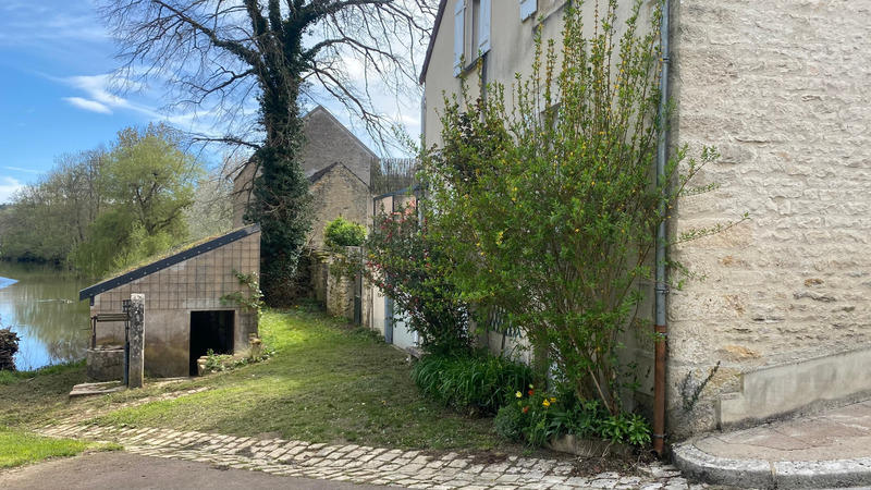 Maison de village - 88 m² - 5 pièces