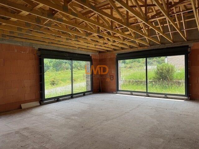 Maison - 196 m² - 5 pièces