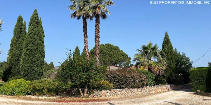 Mas - 214 m² - 8 pièces