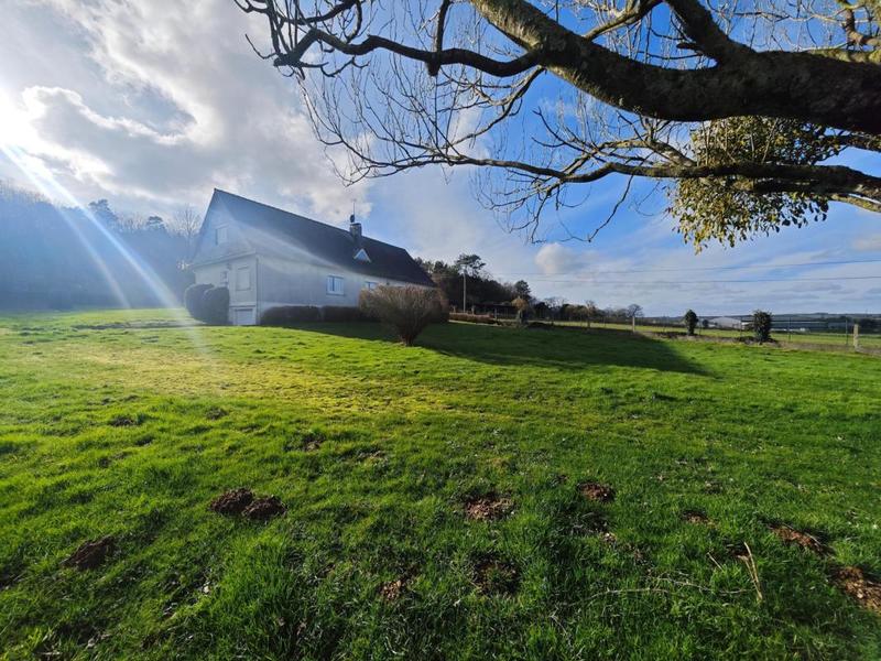 Maison - 205 m² - 8 pièces