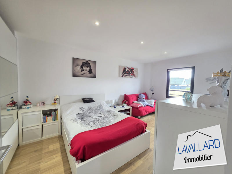 Maison - 167 m² - 6 pièces