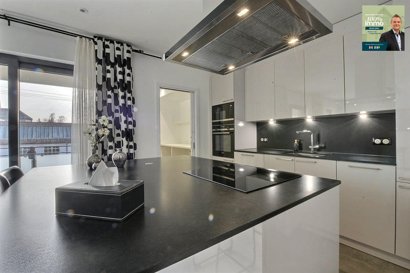 Maison - 158 m² - 6 pièces